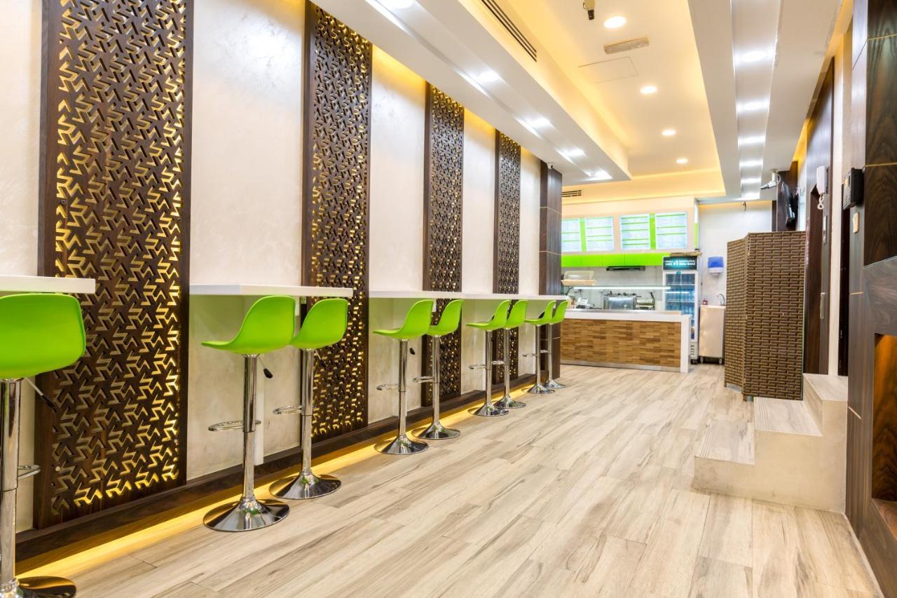 24 Gold Hotel Дубай Экстерьер фото