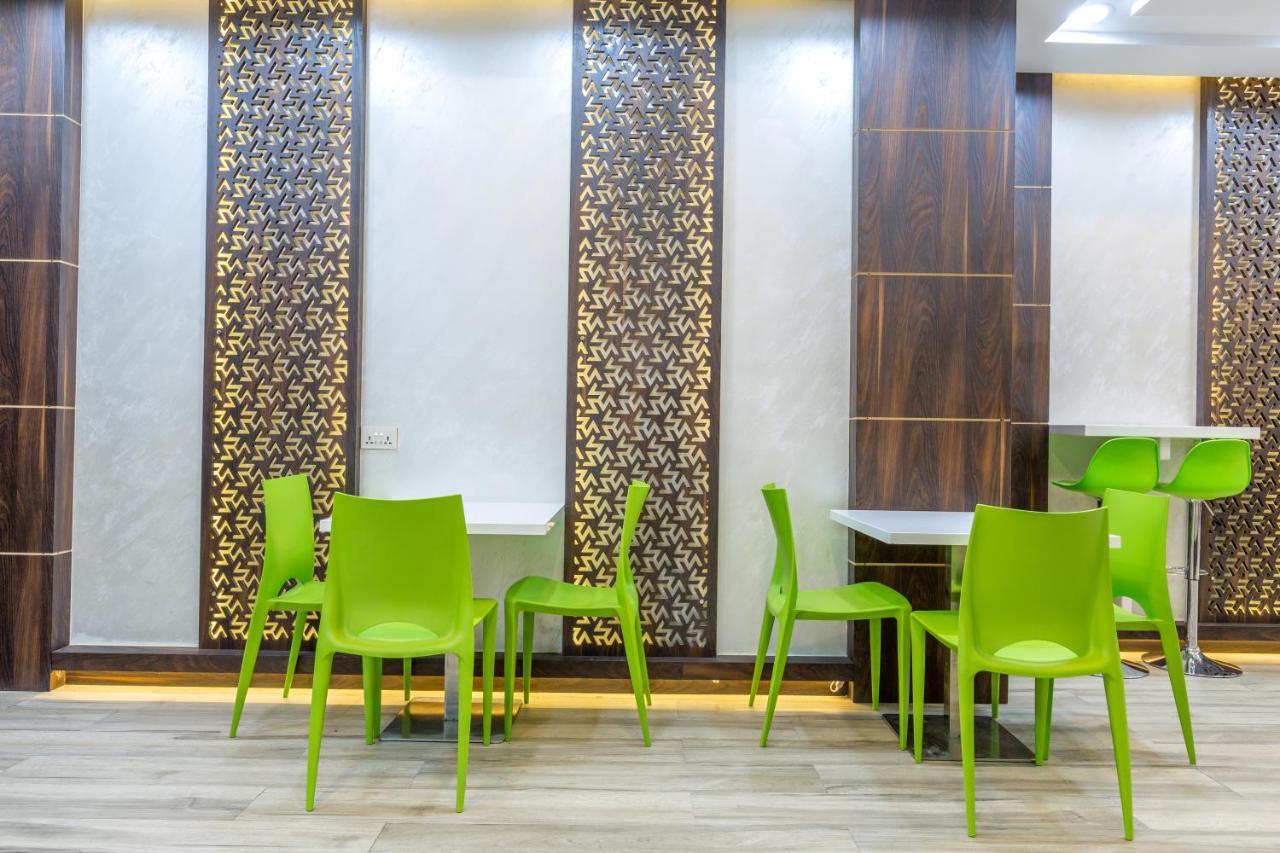 24 Gold Hotel Дубай Экстерьер фото