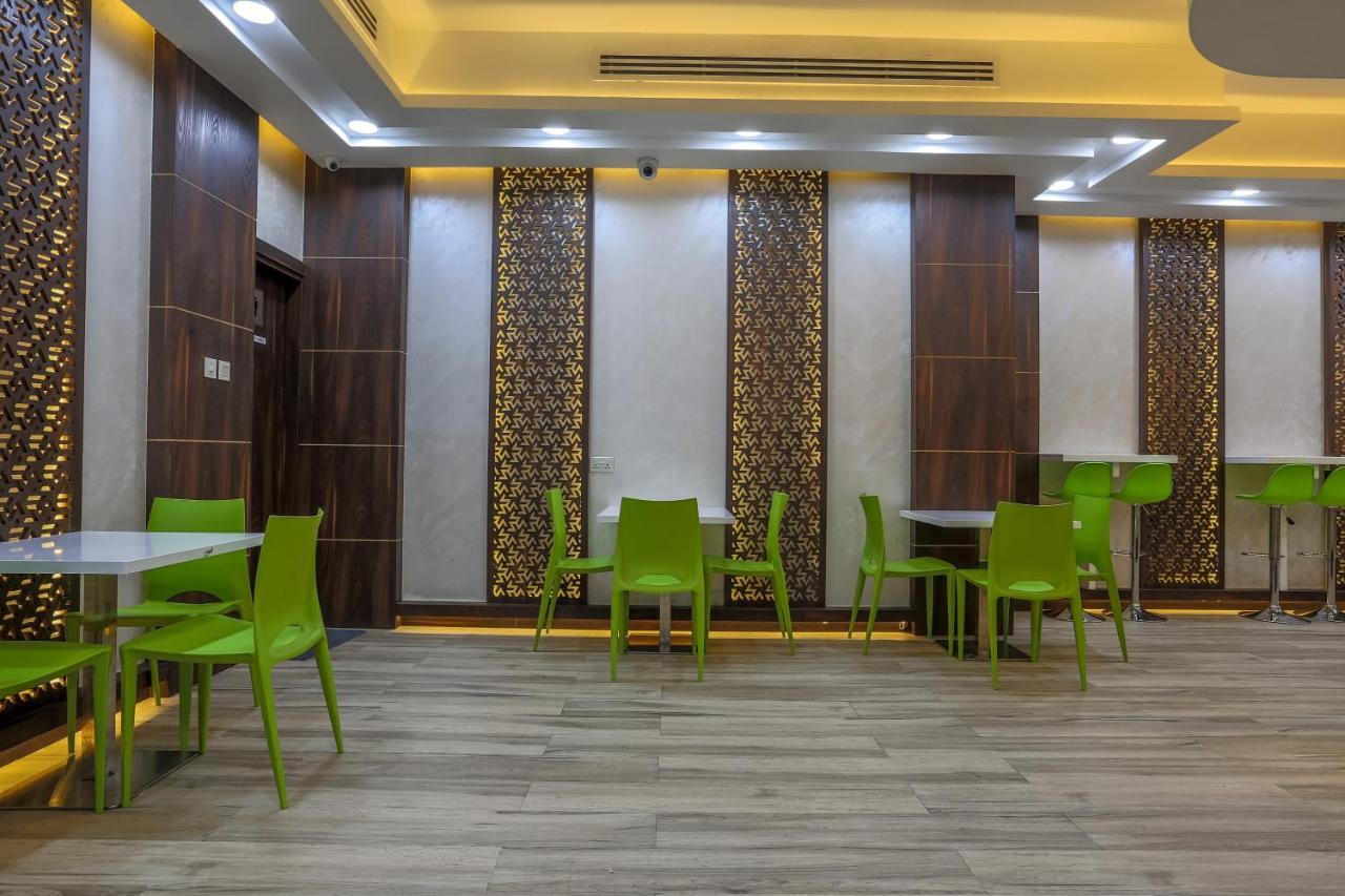 24 Gold Hotel Дубай Экстерьер фото